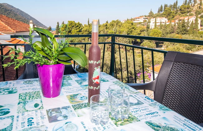 Apartment in Trpanj with terrace - Photo 30