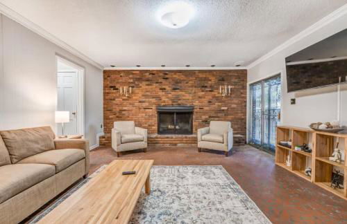 Near the Airport and Graceland Holmesdale Hideout - Foto 3