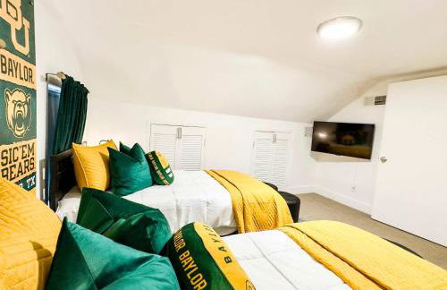 New White On Columbus Family Gathering Place - Photo 17