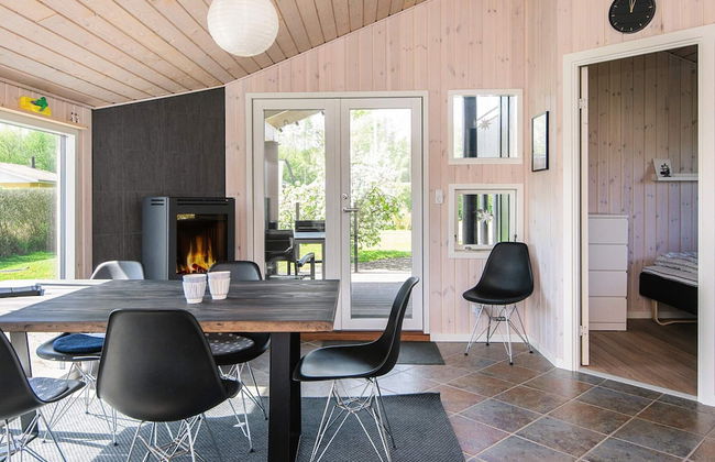 6 Person Holiday Home in Sjolund - Foto 9