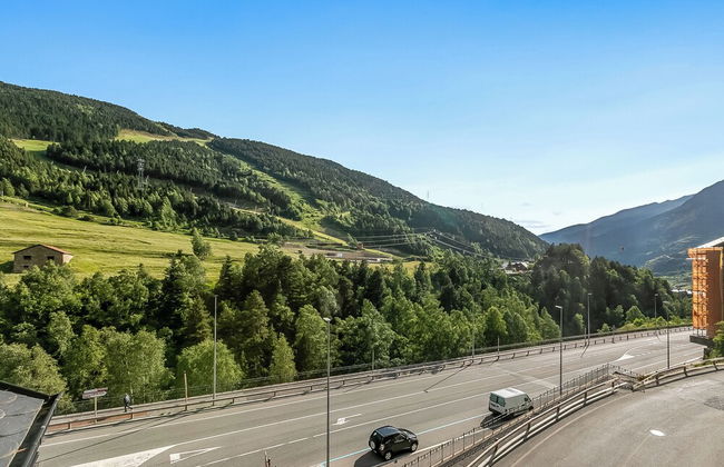 Andorra Family Mountain Apartment - Photo 17