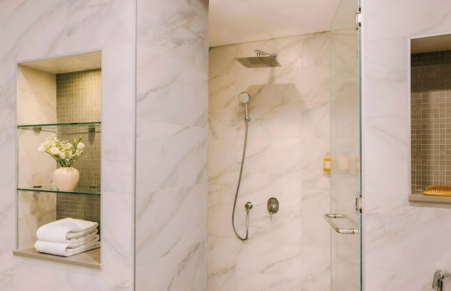 Sonder by Marriott Bonvoy Downtown Towers Apartments - Photo 37