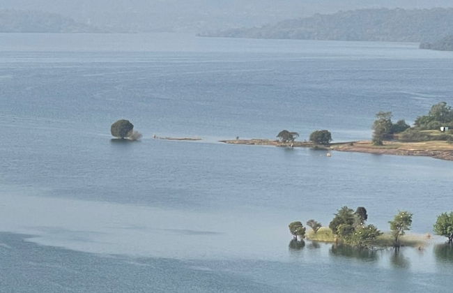 CosmicStays Kokiraj Lakehouse - Waterfront Retreat - Foto 54