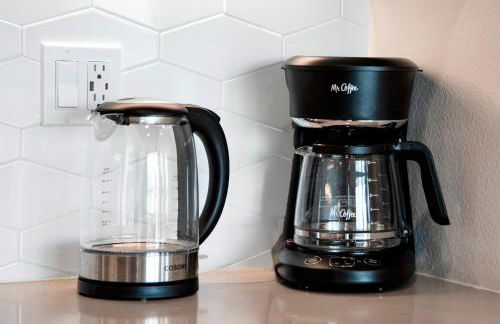 Beautiful 1BR Apt in Hollywood w Pool and Parking - Foto 10