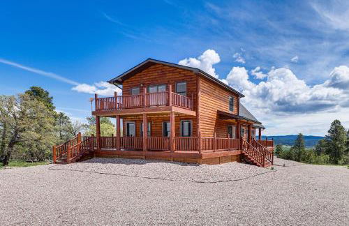 Peaceful Wyoming Cabin with Spacious Deck and Wet Bar! - Foto 1