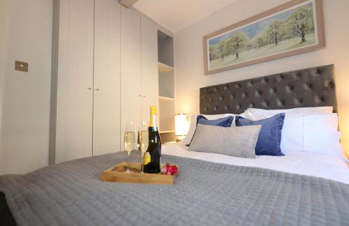 Honey Pot, Chipping Campden, parking, garden, late check-out - Photo 12