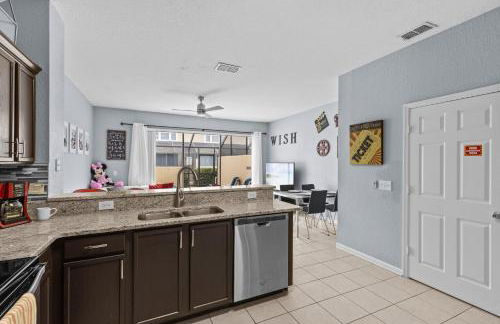 The Wish House, just miles from Disney World - Foto 43