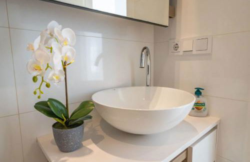 Helgafell Exclusive Courtyard Suite - Photo 35