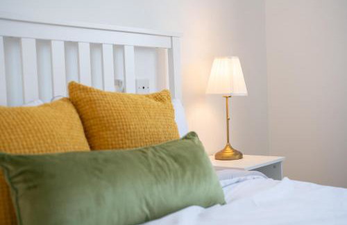 Opulent 5 bedroom Retreat with Hot tub and Entertainment - Foto 15