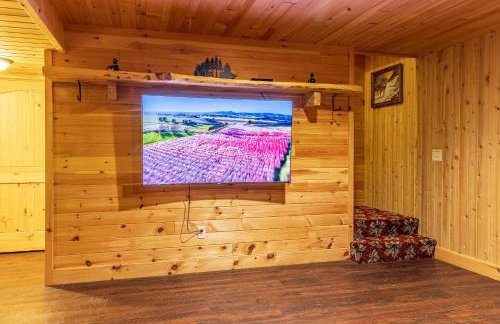 Aurora Basecamp at Pictured Rocks Sleeps 10 - Foto 17