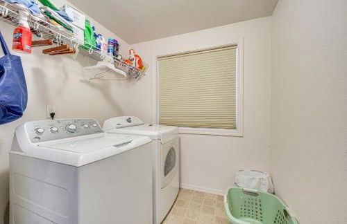 1 Mi to Moses Lake Home with Private Yard and Hot Tub - Foto 25