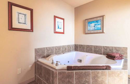 Incredible Views w Garage on Lake and bike trail - Foto 29