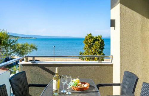 Theros By The Sea - Photo 8