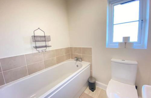 Brand New Stylish 3 Bed House - Foto 13