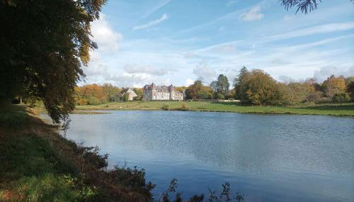Château d'Hugémont- aile du Parc - Foto 2, Garden