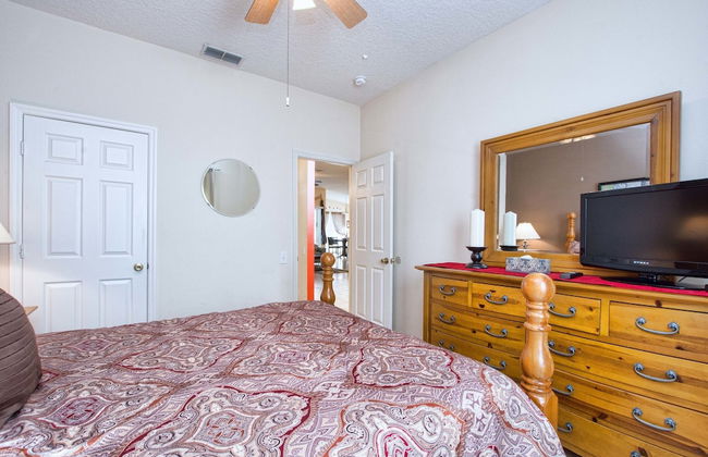 3BR 2BA Home in Windsor Palms by CV-8168 - Photo 3