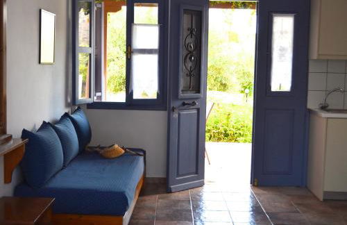 Aeolus pool apts - Photo 19