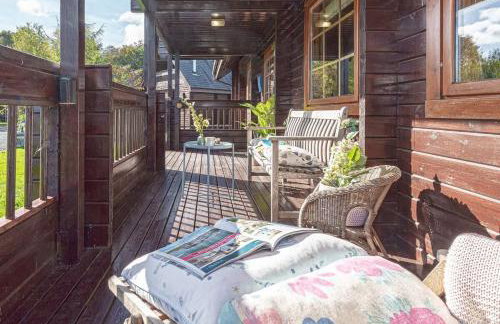 Scandi Cabin in Heart of Anglesey with Parking - Photo 8