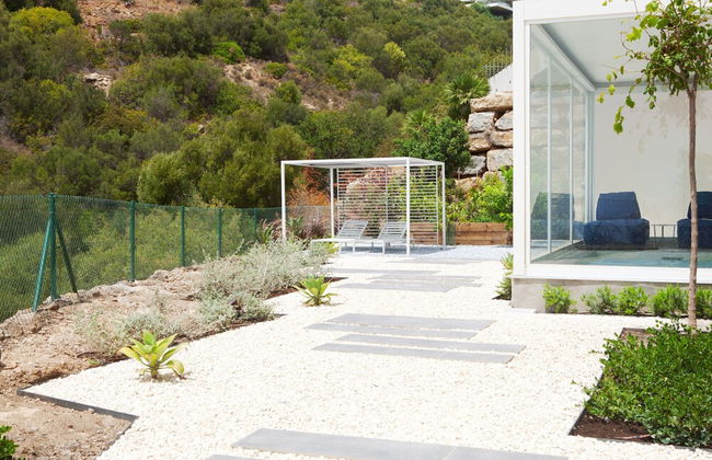 Villa in Marbella With Private Heated Pool - Photo 38