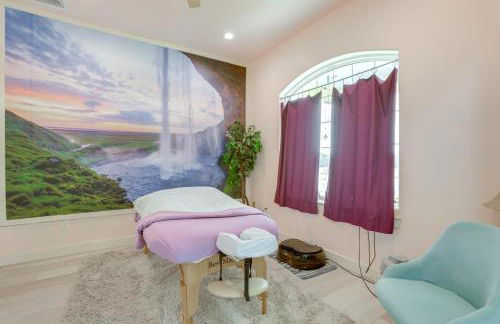 Aircraft Tours! Fly-In Hangar Apt in New Waverly - Foto 2