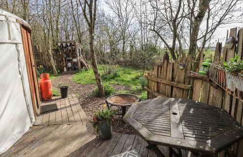 Yewberrie Yurt - Foto 13