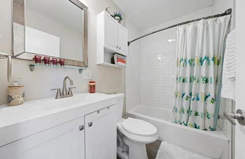 Spacious Centrally Located NEW 2 Bedroom Property! - Foto 12