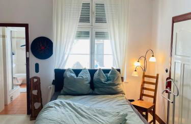 Troisdorf - City - EG - 58 Qm - 1 bis 3 Schlafplätze - Foto 1