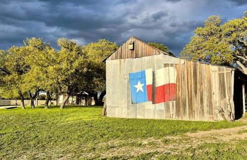 Private cabin on 100 scenic acres with balcony views - Foto 46