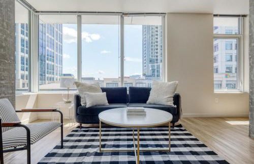 Downtown Bellevue 2BR w Lounge Gyms nr shops SEA-122 - Foto 3