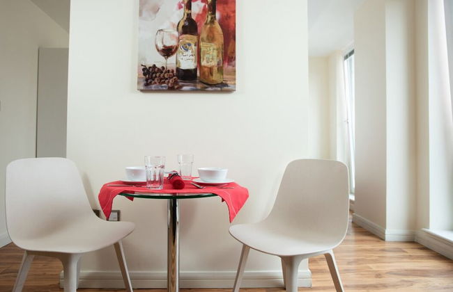 Arcadian City Center Studio Apartment - Foto 8