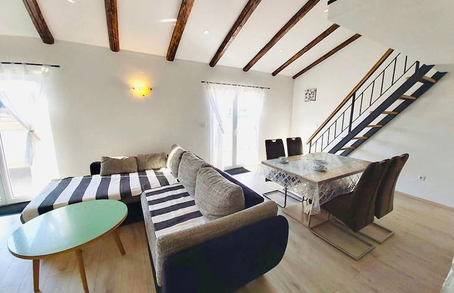 Modern Attic Apartment - Foto 7