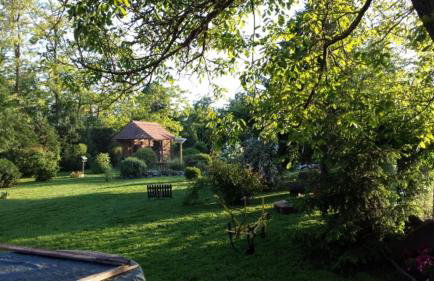 Seoski Turiziam Larva - Photo 1