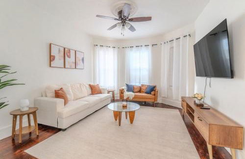 Harvard 3BDR- 5 Min Walk to Davis Sq - Free Parking - Foto 17