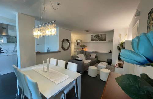 Elegant relax suite near Veron center fair lake Garda - Foto 1