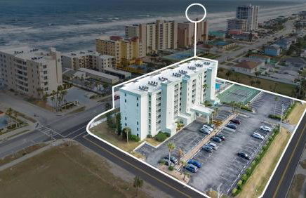 Relaxing Ocean Condo Steps from the Beach - Foto 1