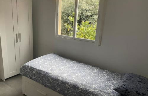 Preciosa casa con piscina - Photo 26