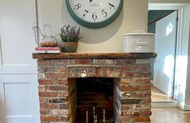 Northbrook Cottage, Farnham, up to 8 adults - Photo 19