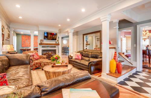 Spacious Home about 4 Blocks to Asbury Park Beach! - Foto 1