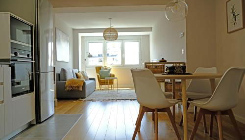 Adarve, con parking y vistas a la muralla - Foto 1