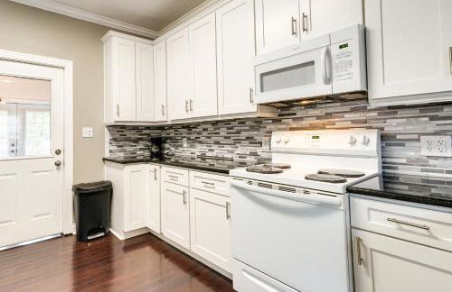 Downtown Wilmington Home Walk to Cape Fear River! - Photo 9