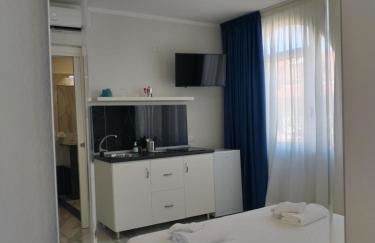 Villa Laura Residence Hotel Apartments & Studios - Foto 7