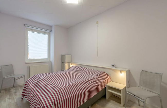 An Apartment That is Attractively Furnished - Foto 23