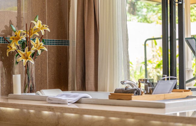 White Monkey Villa - Private Pool & Jacuzzi - Foto 55