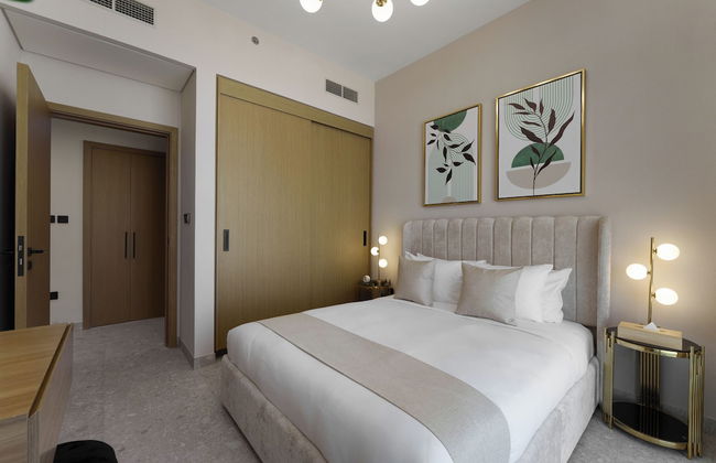 Maison Privee - Tranquil Living with Golf Course Vws in Dubai Hills - Photo 11