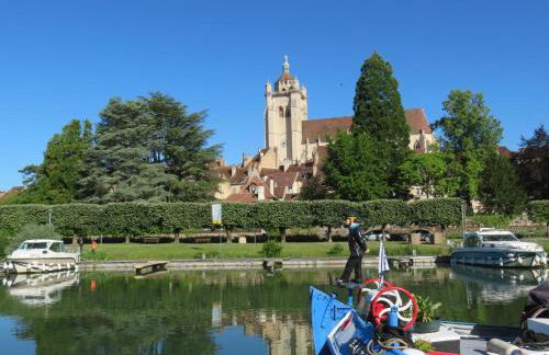 Le salon des voyageurs - Au Cœur de DOLE - Parking GRATUIT à proximité - Foto 23
