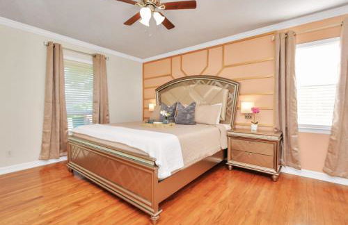 Luxury Retreat with Heated Pool, Firepit, Outdoor Cinema - Foto 22