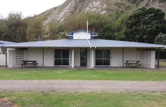 Mahia Beach Motel and Holiday Park - Photo 39