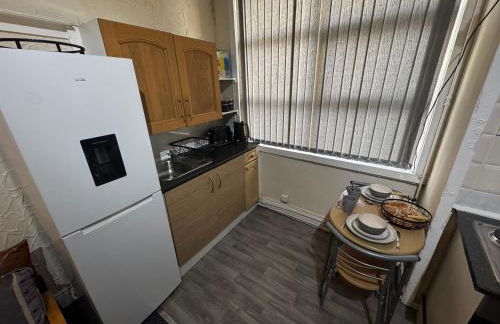 Ground Floor Cute & Cozy - 1 Person Studio - South Pier - Foto 7