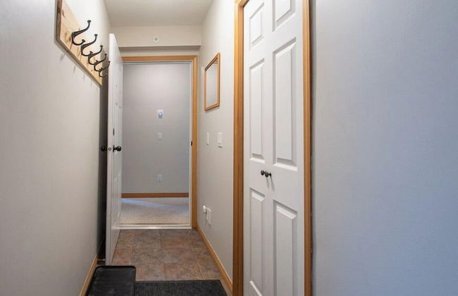 Stone Creek Chalet by Fernie Lodging CO - Photo 23