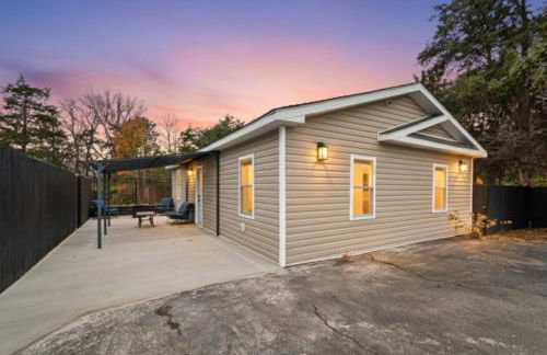 Two Dulles homes 1 price sleeps 16 w-EV parking - Foto 5